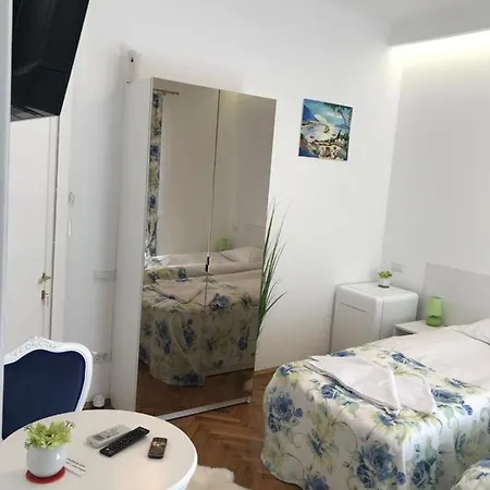 아파트 Victoria Luxury 11 *