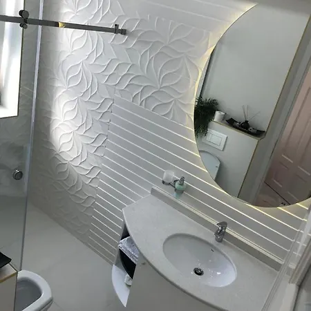 Victoria Luxury 11 Apartment