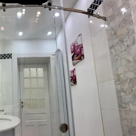 Victoria Luxury 11